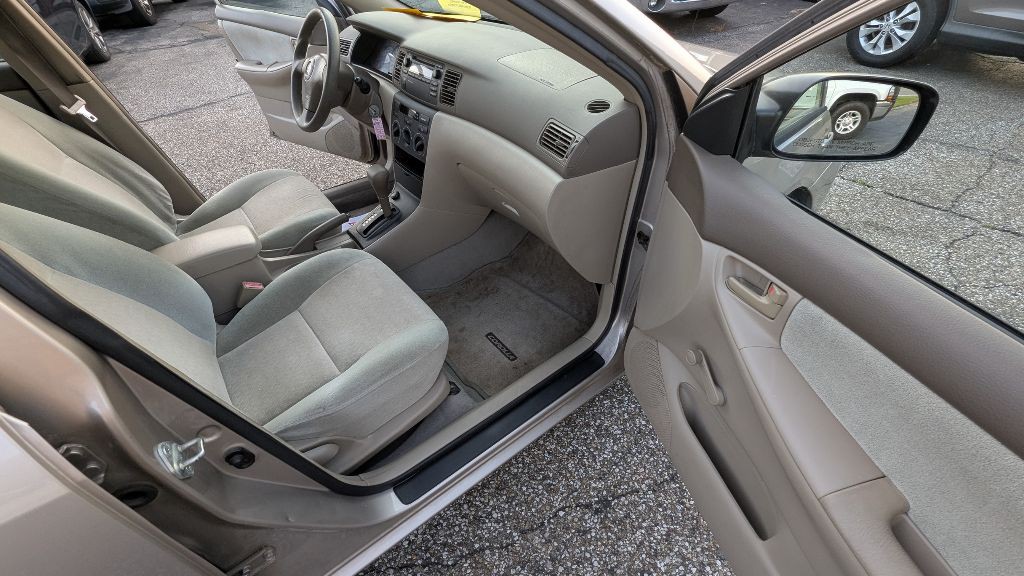 2003 Toyota Corolla Image 14
