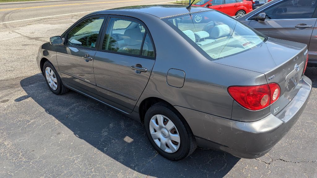 2007 Toyota Corolla Image 2