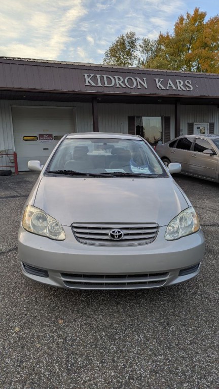 2004 Toyota Corolla Image 2