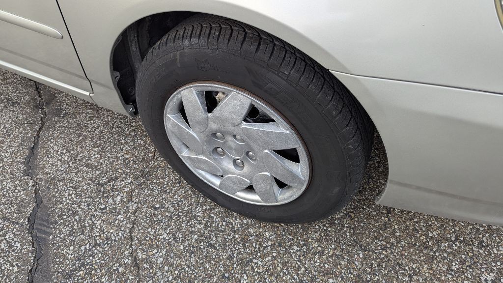 2004 Toyota Corolla Image 20