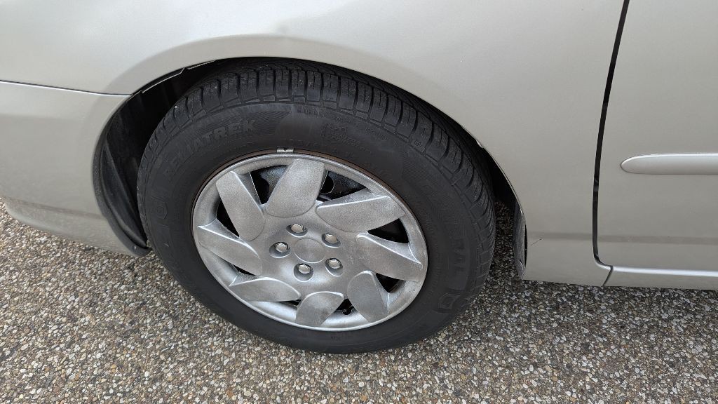 2004 Toyota Corolla Image 23