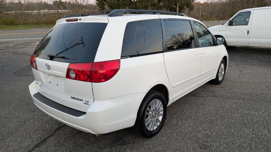 2008 Toyota Sienna Image 8
