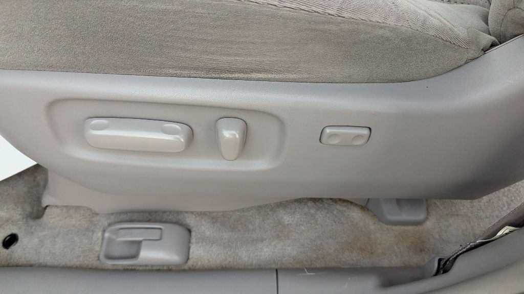 2008 Toyota Sienna Image 14