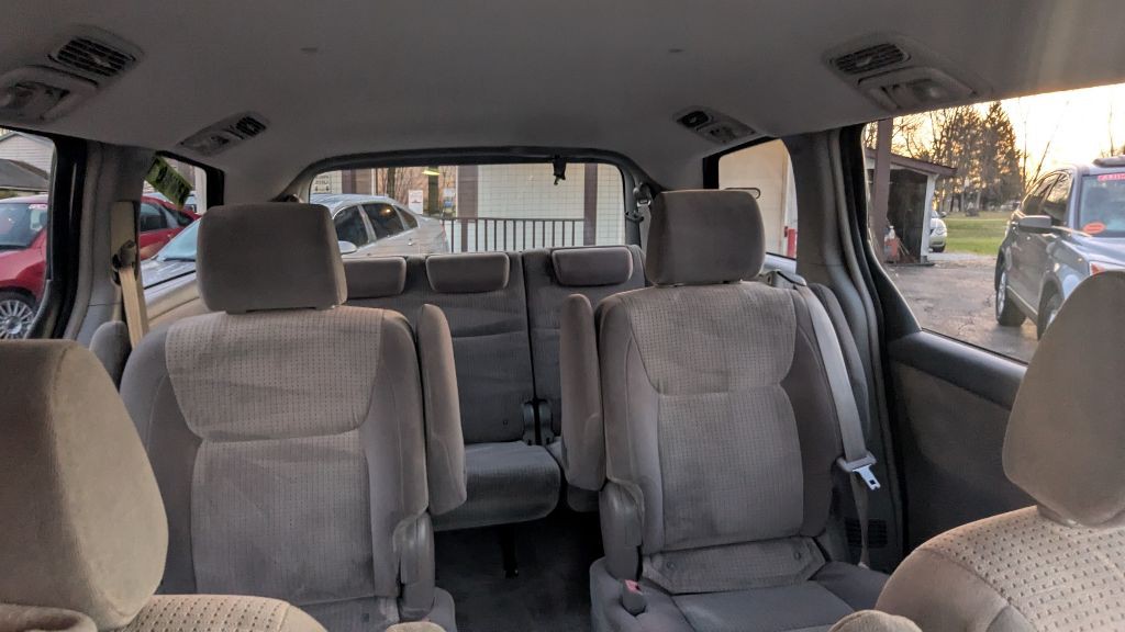 2008 Toyota Sienna Image 24