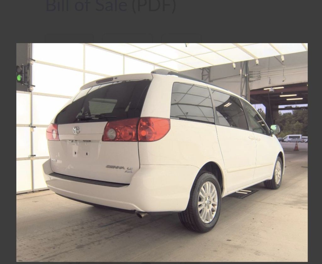 2008 Toyota Sienna Image 25