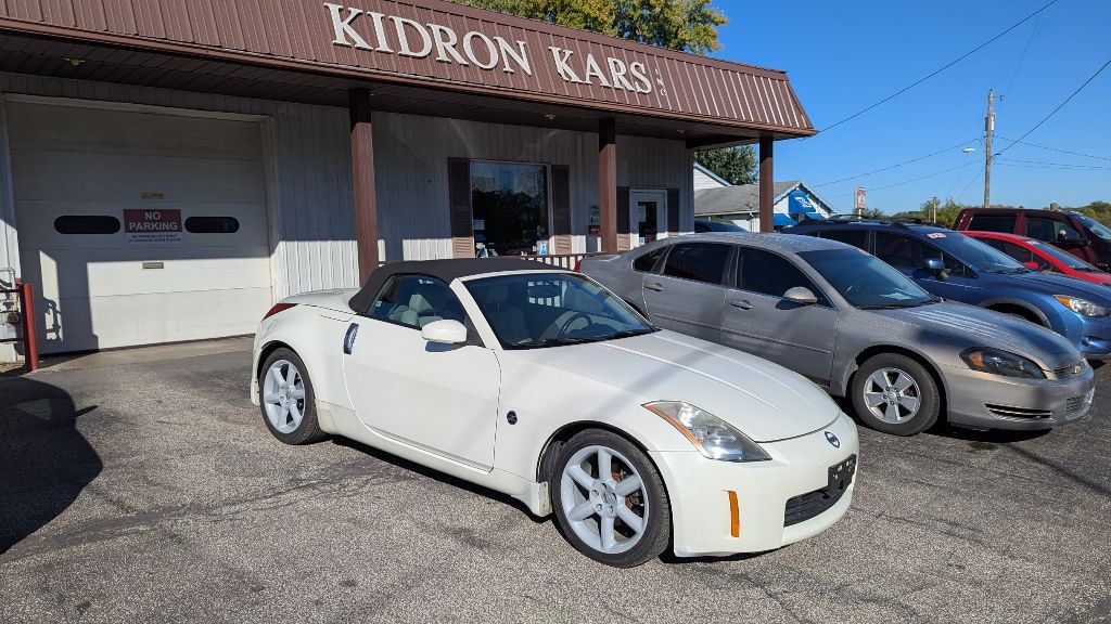 2005 Nissan 350Z Image 1