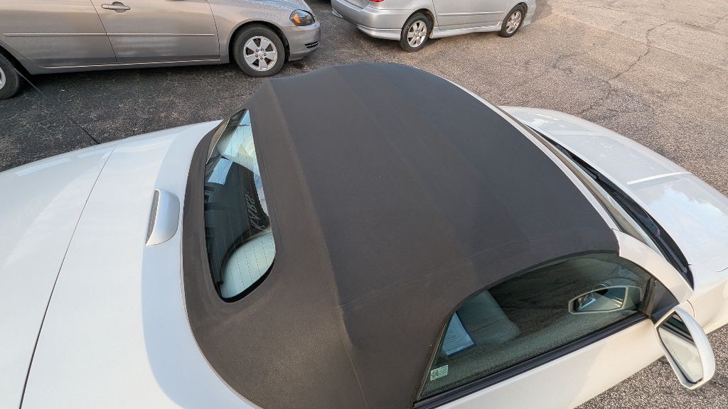 2005 Nissan 350Z Image 24