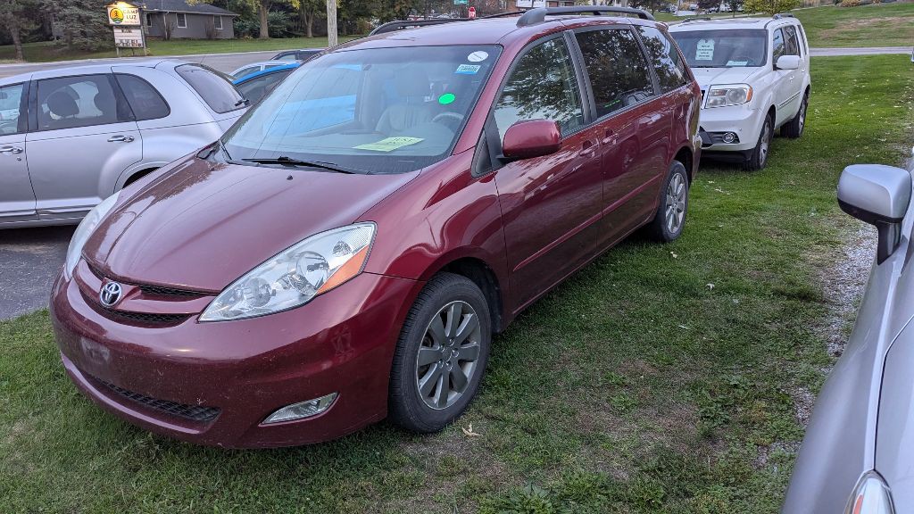 2008 Toyota Sienna Image 3