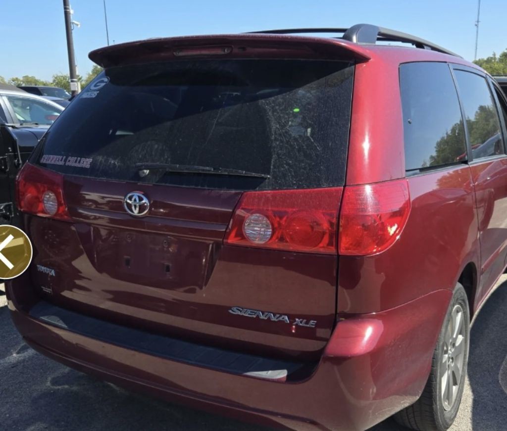 2008 Toyota Sienna Image 6