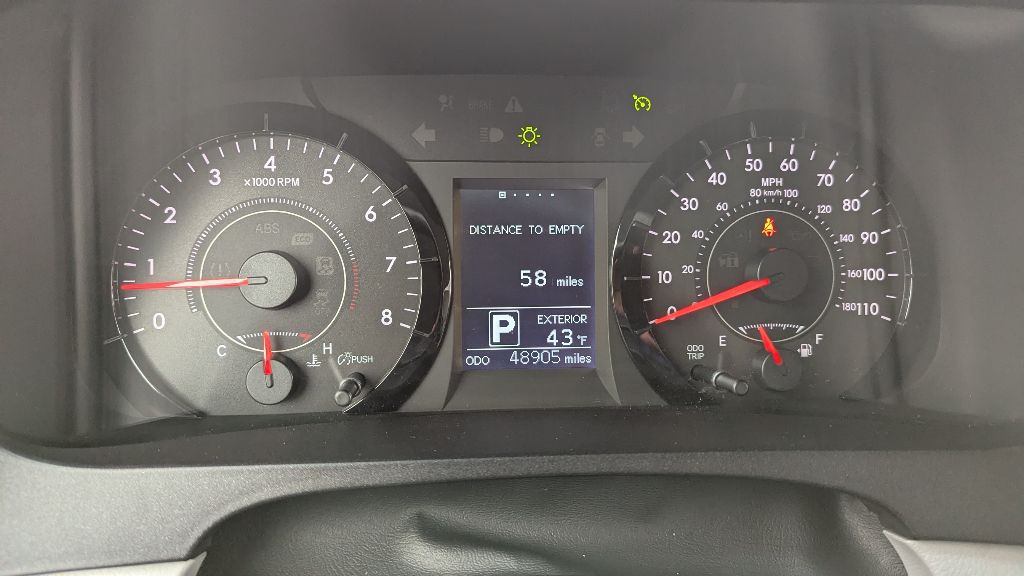 2017 Toyota Sienna Image 15