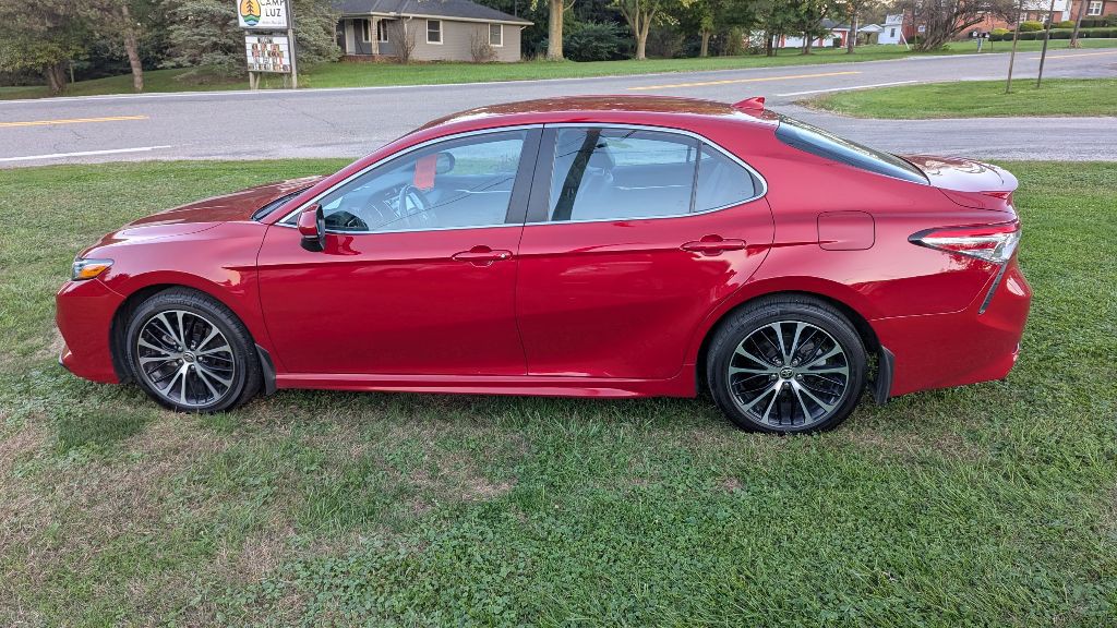 2020 Toyota Camry Image 5