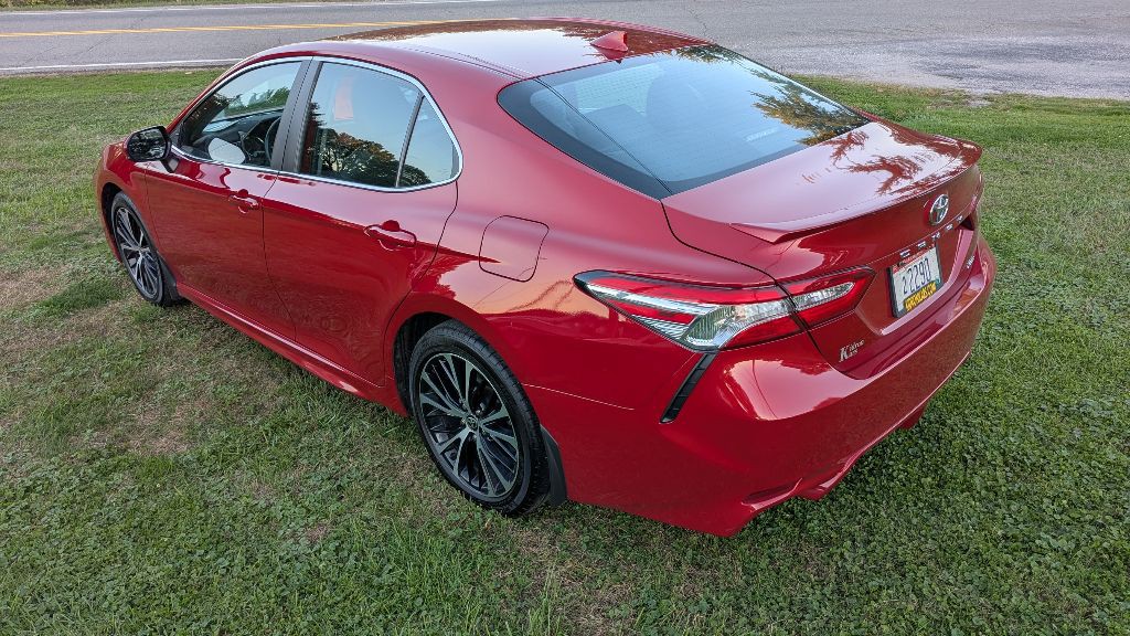 2020 Toyota Camry Image 7