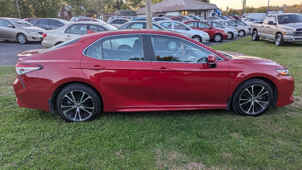 2020 Toyota Camry Image 13