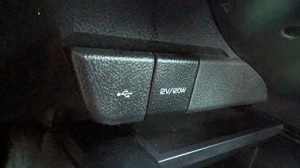 2020 Toyota Camry Image 22