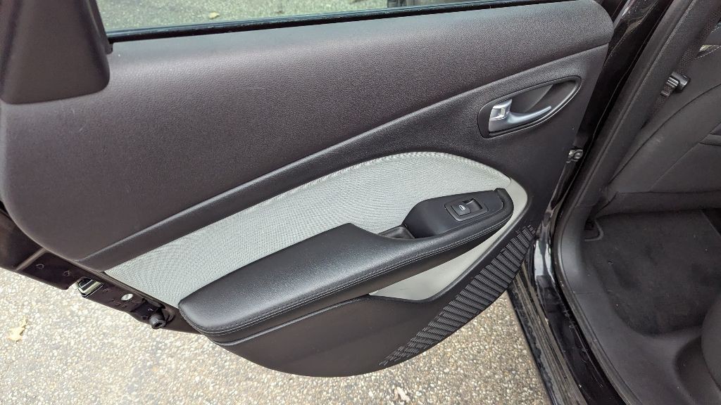 2015 Dodge Dart Image 18