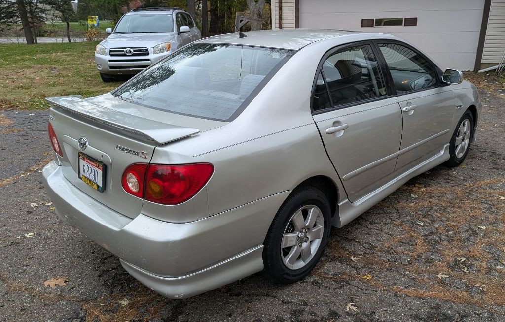 2003 Toyota Corolla Image 5