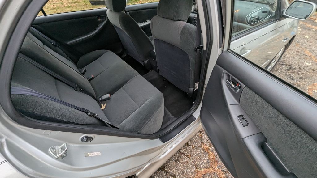 2003 Toyota Corolla Image 16