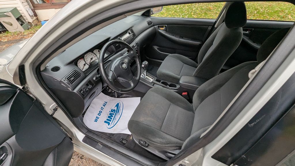 2003 Toyota Corolla Image 20