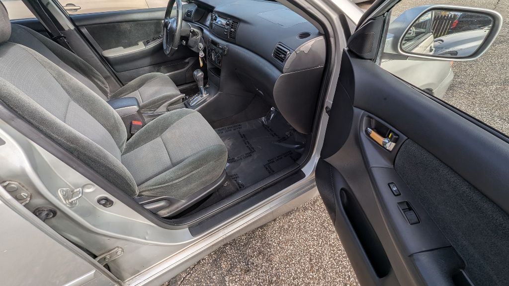 2003 Toyota Corolla Image 26