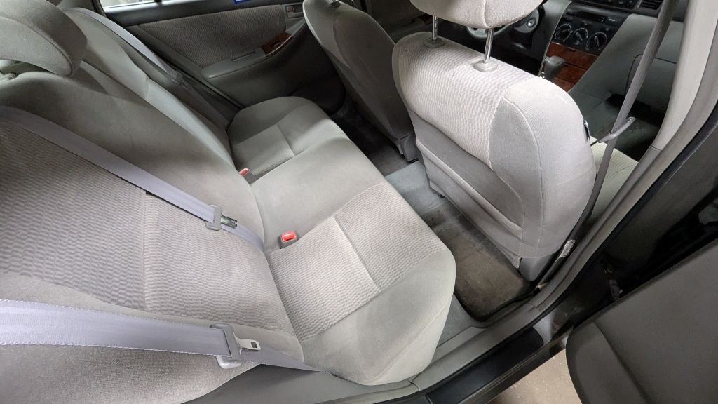 2007 Toyota Corolla Image 13