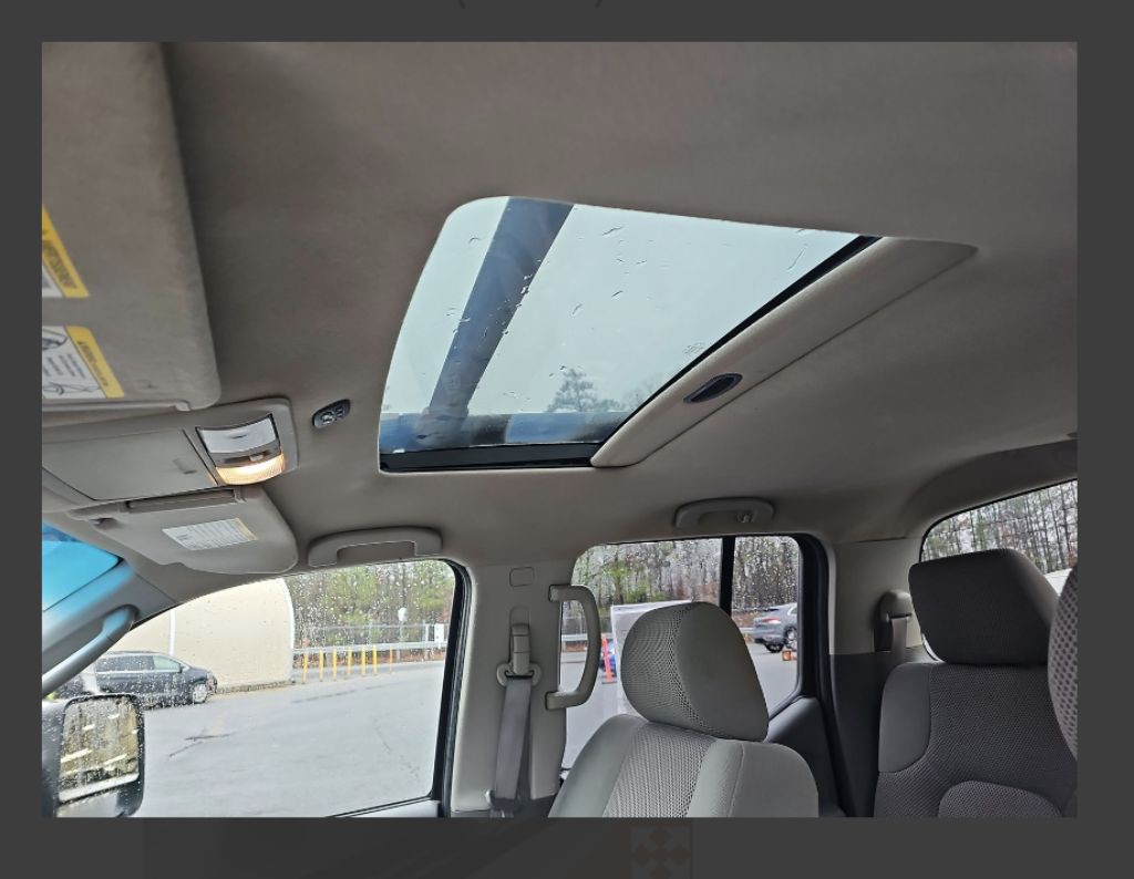 2006 Nissan Frontier Image 16