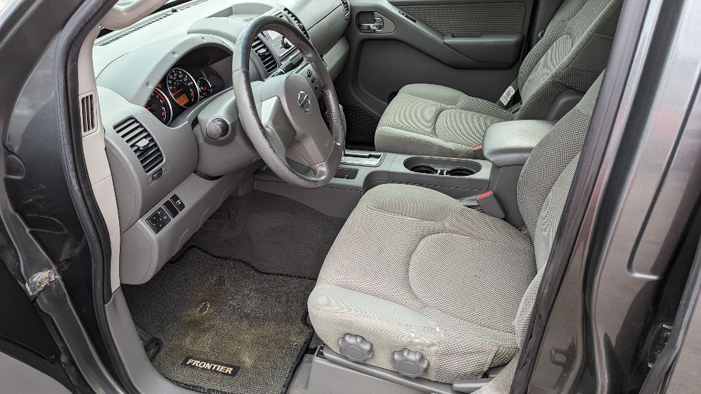 2006 Nissan Frontier Image 20