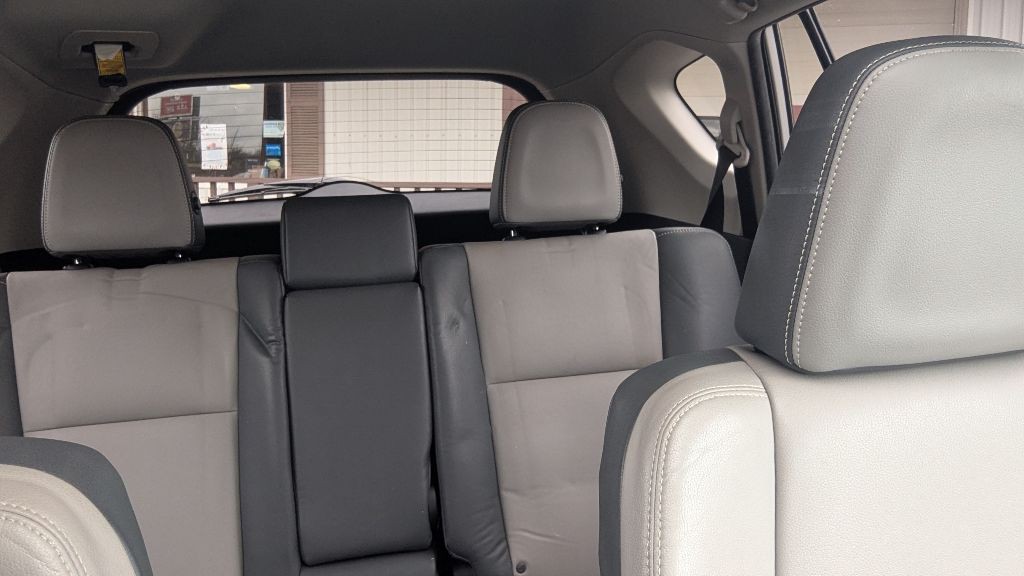 2013 Toyota Rav4 Image 11