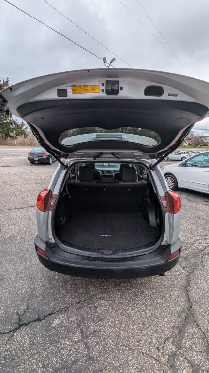 2013 Toyota Rav4 Image 18