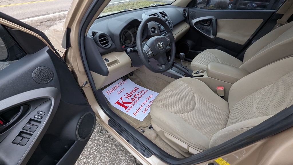 2012 Toyota Rav4 Image 10