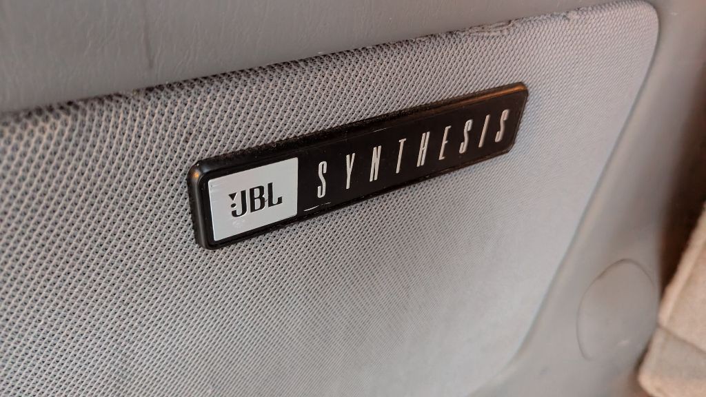 2010 Toyota Sienna Image 21