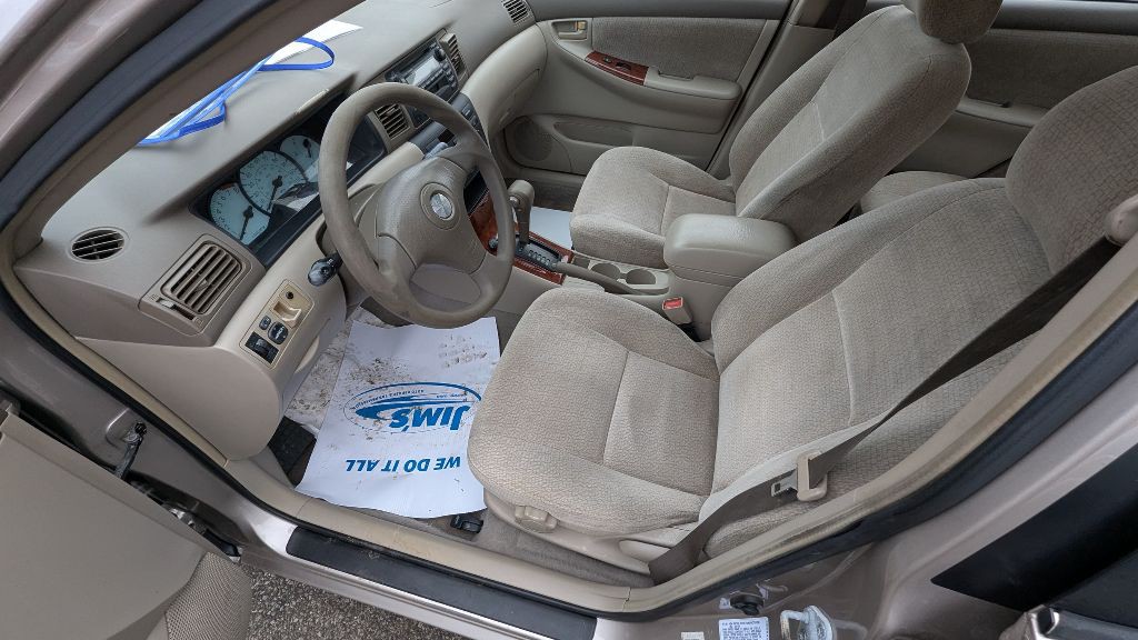 2003 Toyota Corolla Image 9