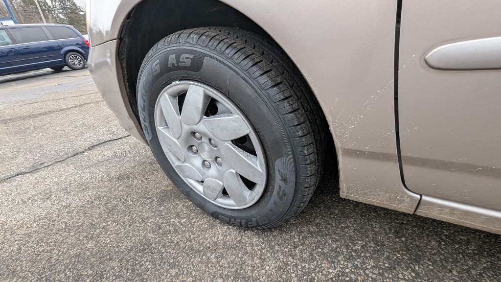 2003 Toyota Corolla Image 16