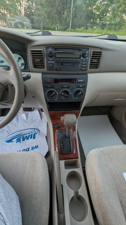 2003 Toyota Corolla Image 24