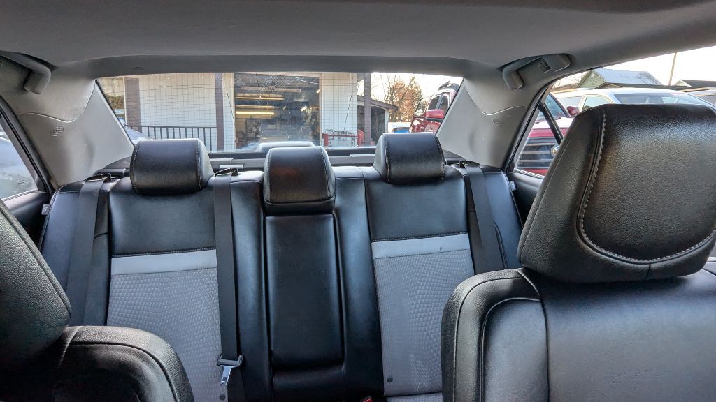 2012 Toyota Camry Image 18