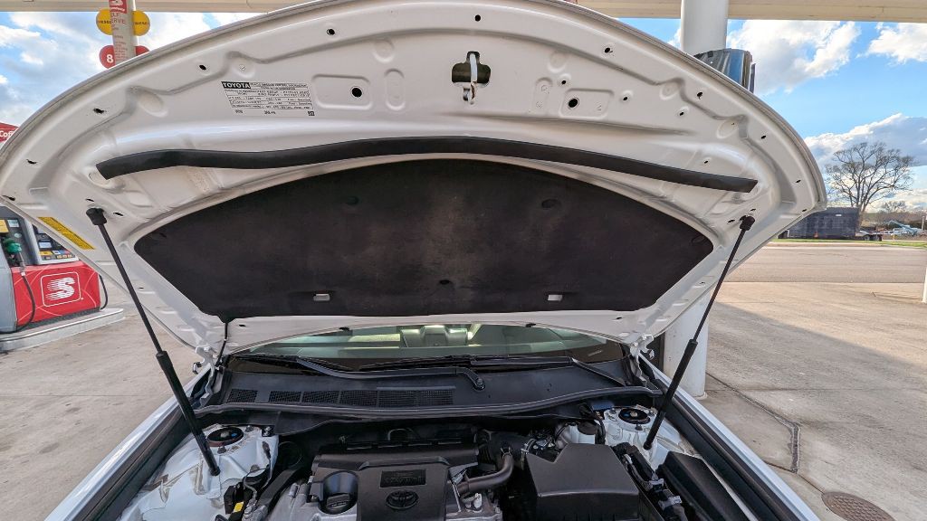 2012 Toyota Camry Image 22