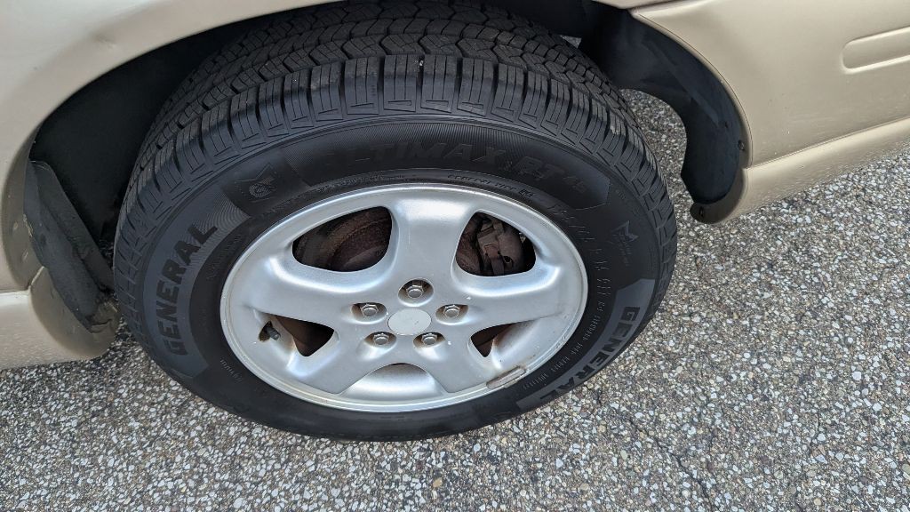 1999 Dodge Stratus Image 29