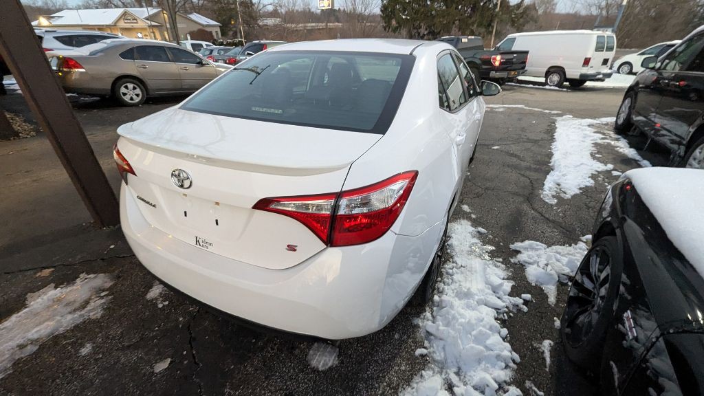 2016 Toyota Corolla Image 3