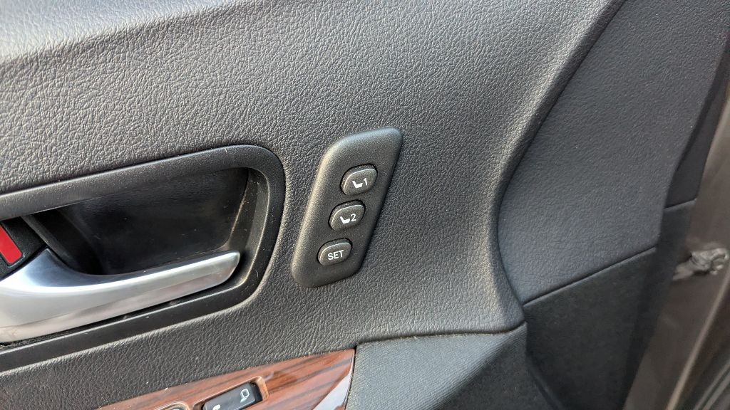 2016 Toyota Sienna Image 14