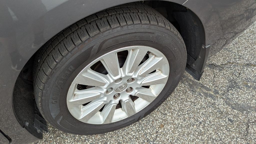 2016 Toyota Sienna Image 39