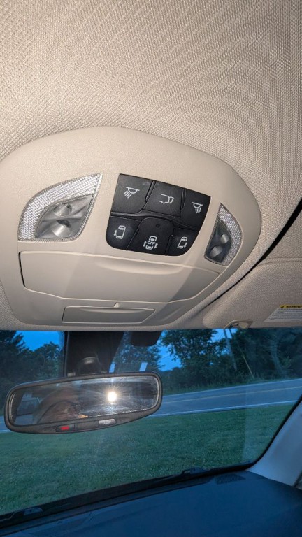 2018 Chrysler Pacifica Image 15