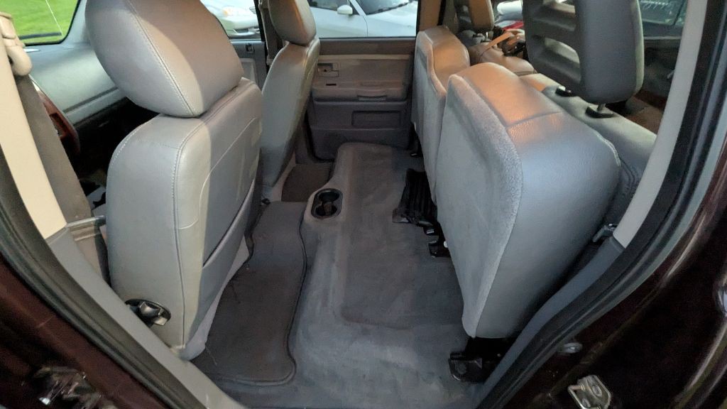 2005 Dodge Dakota Image 12