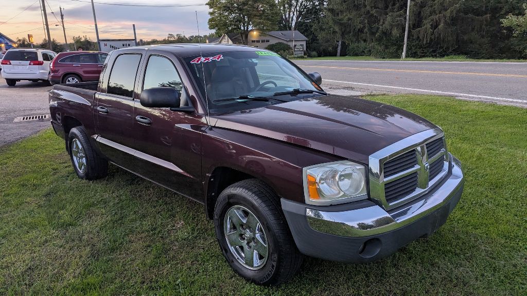 2005 Dodge Dakota Image 3