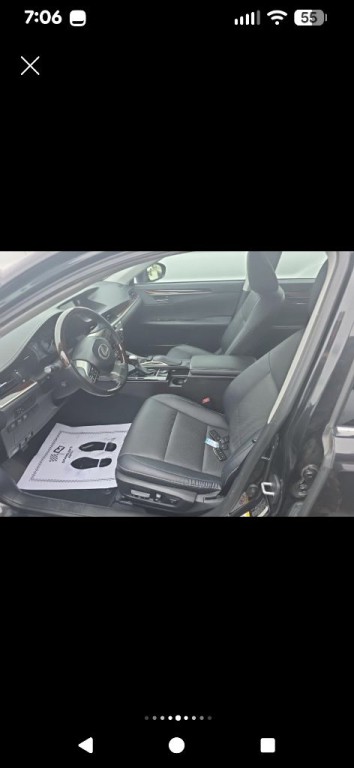 2017 Lexus ES 350 Image 2