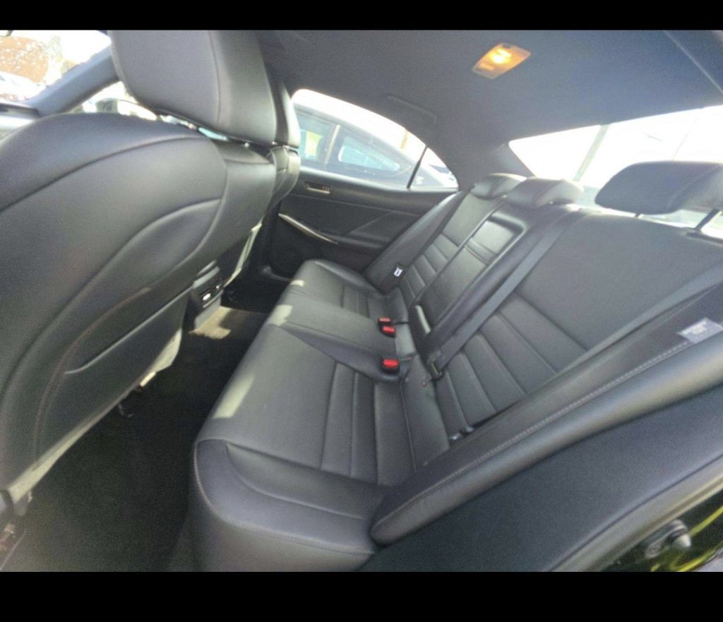 2017 Lexus ES 350 Image 12