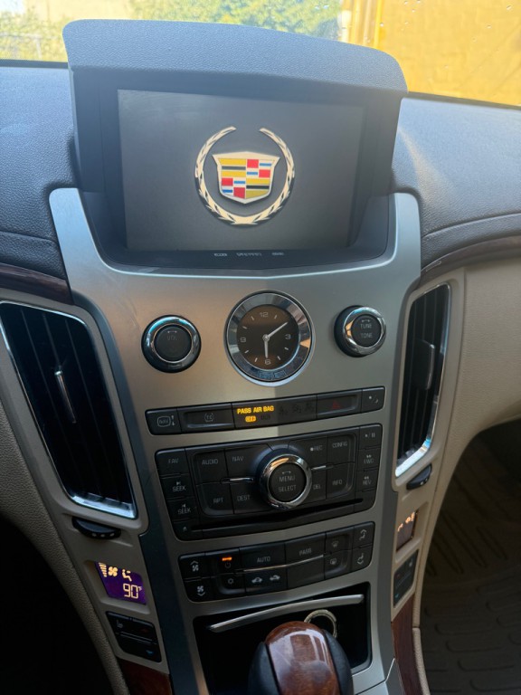 2009 Cadillac CTS Image 8