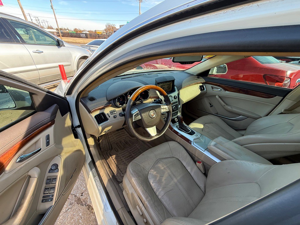 2009 Cadillac CTS Image 12