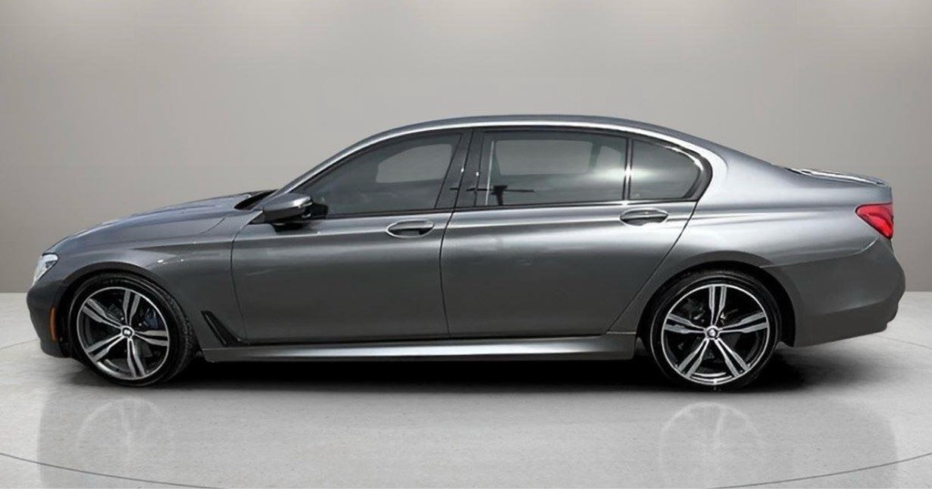 2019 BMW 7 Series Image 3