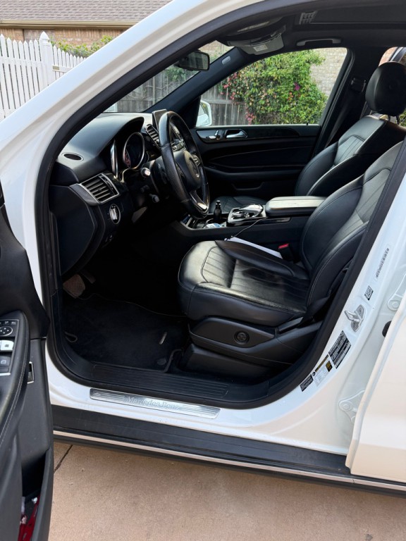 2016 Mercedes-Benz GLE-Class Image 8