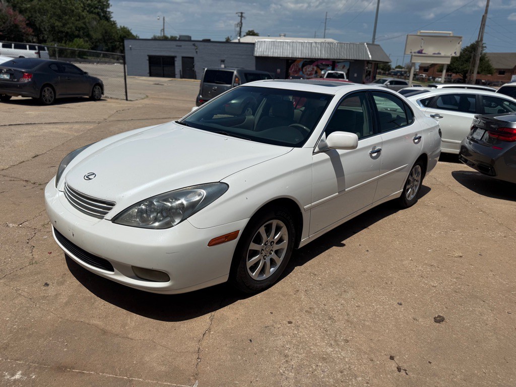 2002 Lexus ES Image 2