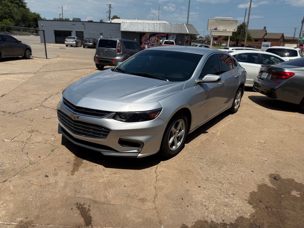 2018 Chevrolet Malibu Image 3